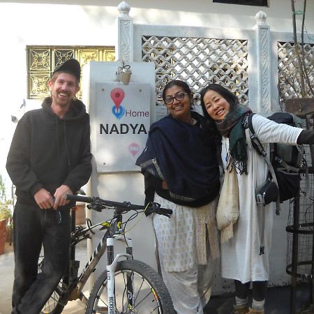 Nadya Homestay For Female & Family Jaipur Bagian luar foto