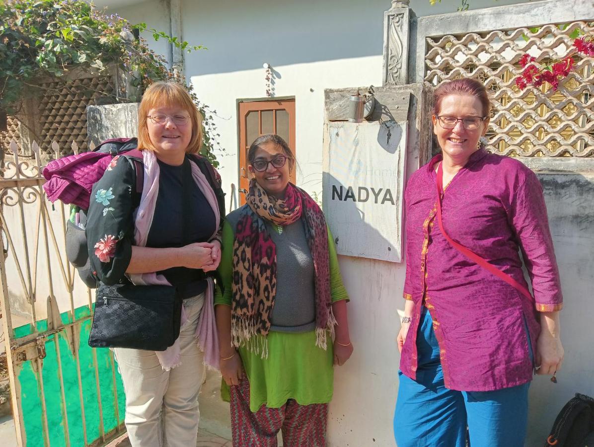 Nadya Homestay For Female & Family Jaipur Bagian luar foto