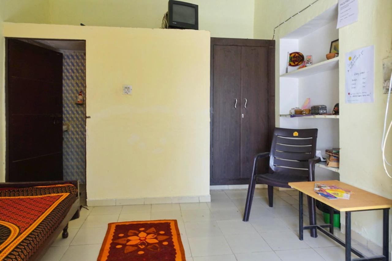 Nadya Homestay For Female & Family Jaipur Bagian luar foto