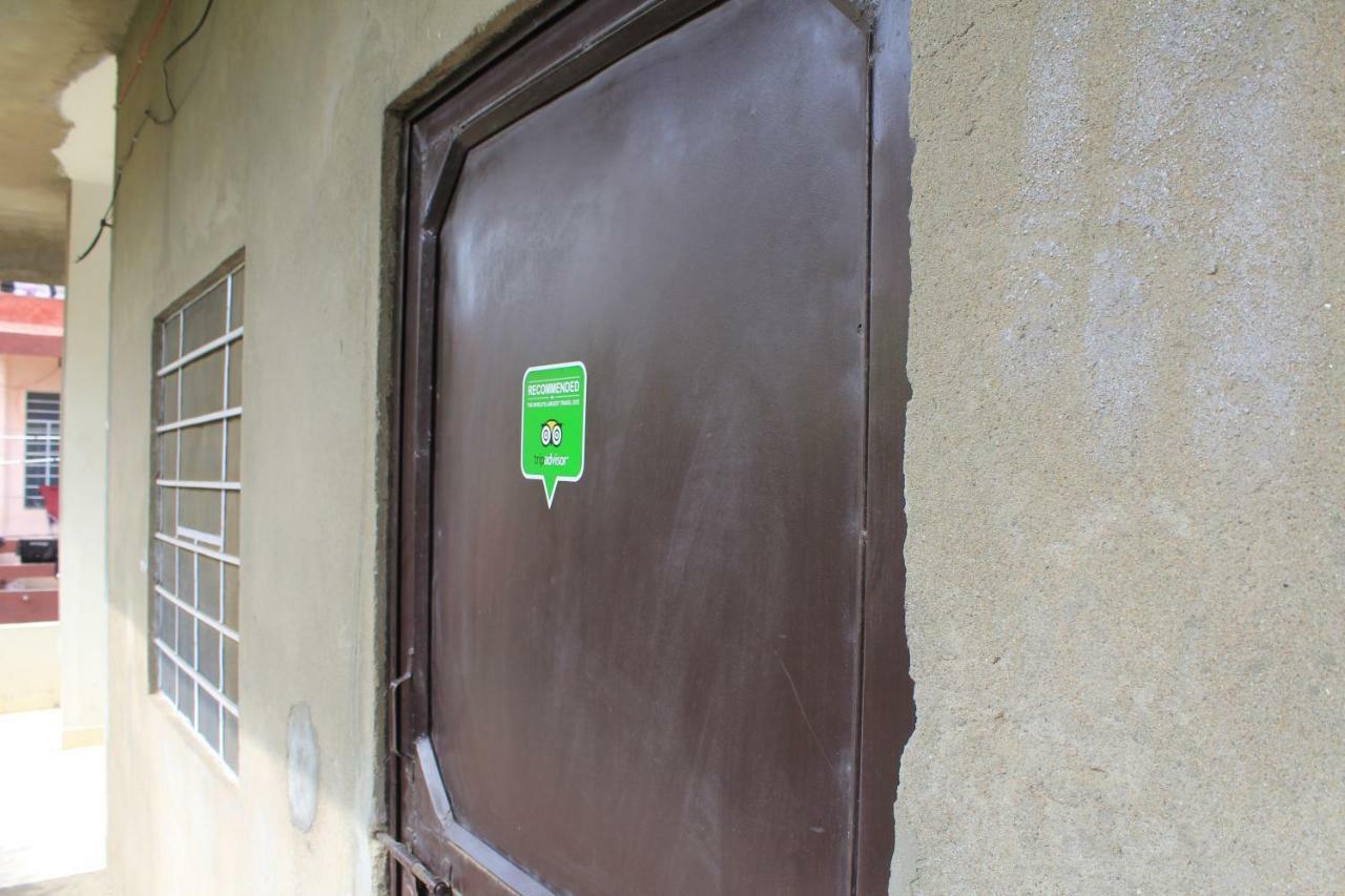 Nadya Homestay For Female & Family Jaipur Bagian luar foto