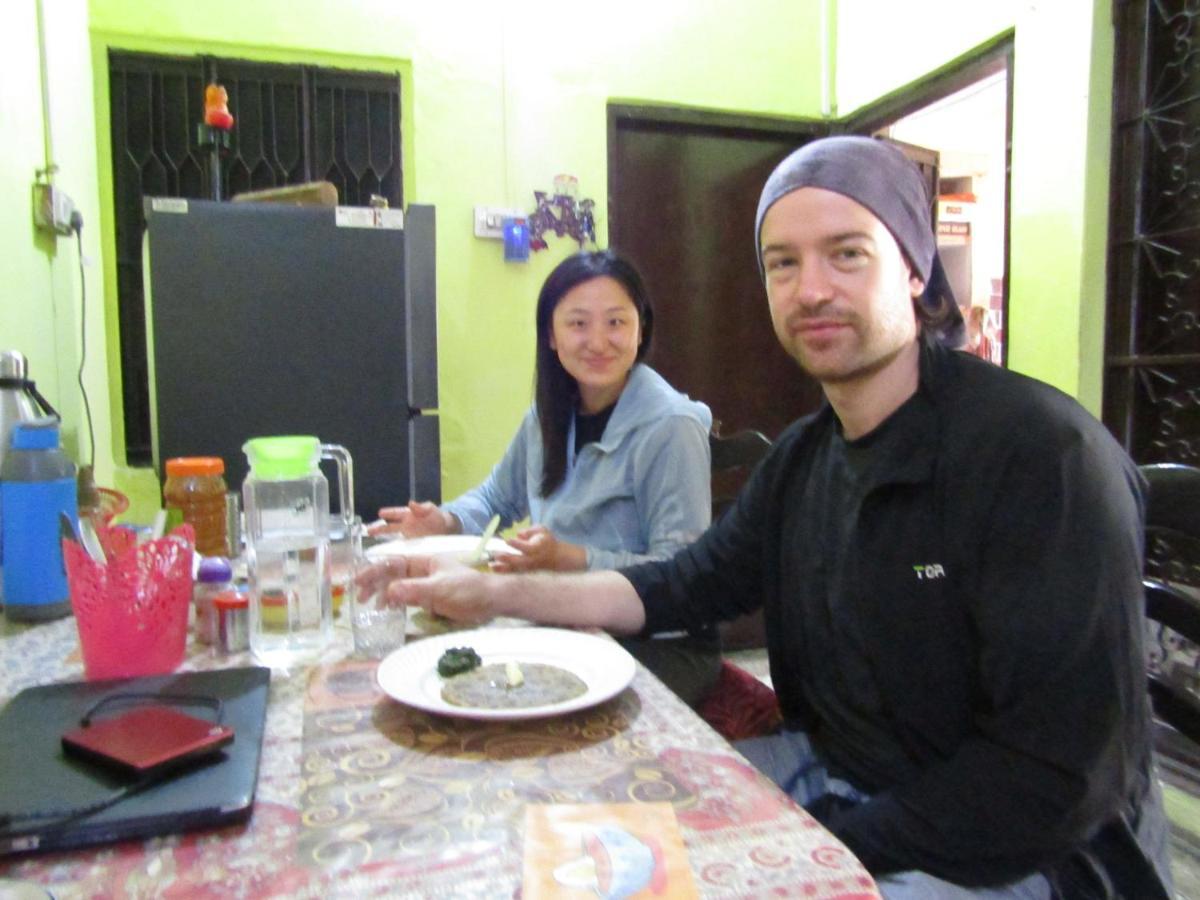 Nadya Homestay For Female & Family Jaipur Bagian luar foto